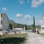Pelithea Family Aparthotel